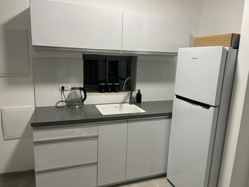 פסגת יובלים Apartment Qiryat Shemona Exterior photo